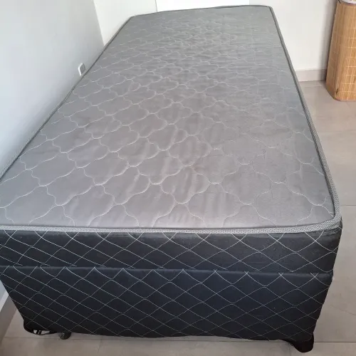Cama com auxiliar e baú solteiro 