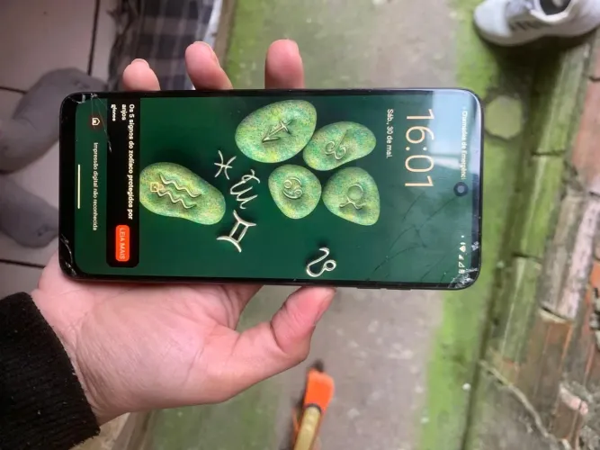 Celular 