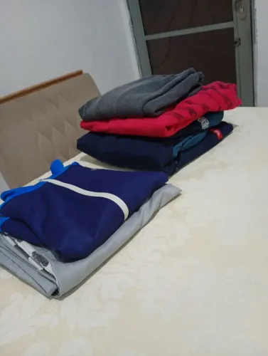 Lote de roupae de frio menino tem 10 todas bem conservadas