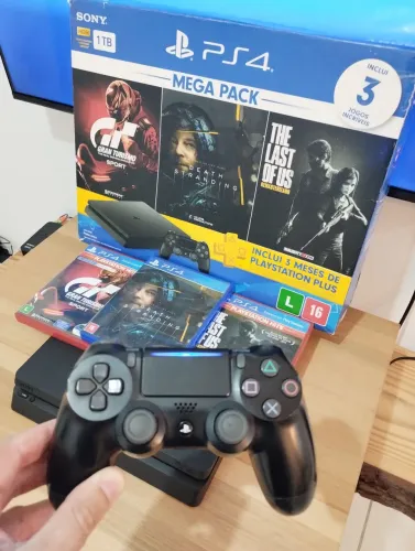 Playstation 4 slim 1TB MEGA PACK COMPLETO com 3 jogos e lacre original