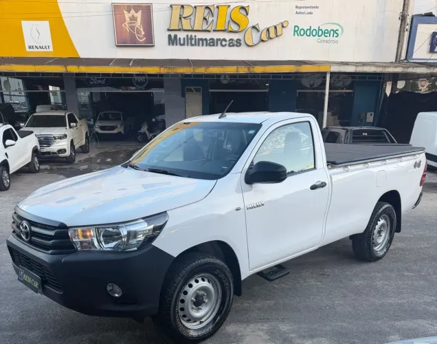Toyota Hilux CS 4X4 2.8 TDI Diesel Mec. 2024