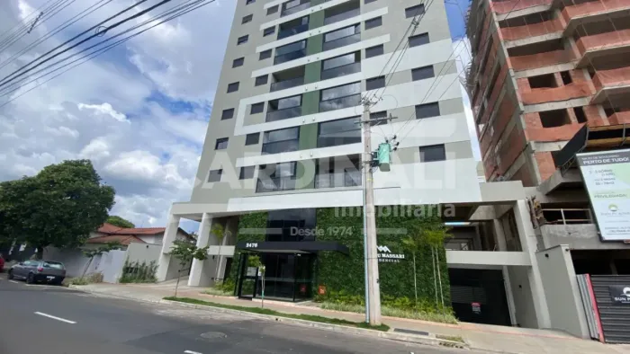 Excelente localização, antigo Dotto da Rua XV de Novembro em São Carlos - SP
