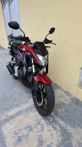 HONDA CB 300F Twister ABS Seminova