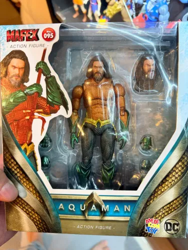 Aquaman mafex n95