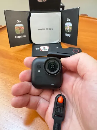 Insta360 GO Ultra 4K + Action Pod + Cartão 32GB | Excelente Estado