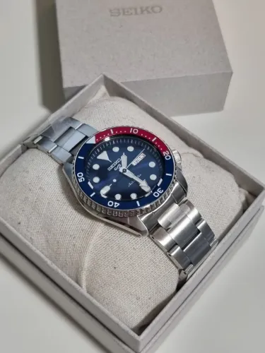 Relógio Seiko 5 Sports Automático Pepsi (SRPD53)