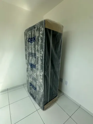 VENDO CAMA BOX DE SOLTEIRO NOVA - AINDA LACRADA NO PLÁSTICO