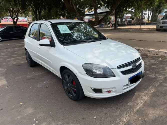 Chevrolet Celta Spirit/ LT 1.0 MPFI 8V Flexp. 5P 2014