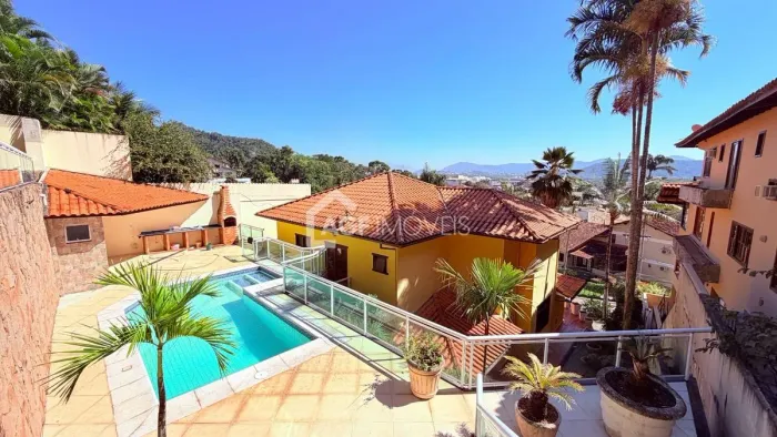 Casa de Condomínio com 4 quartos, Itacoatiara - Niterói