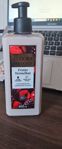 Creme Hidratante Desodorante Corporal Instance Frutas Vermelhas 400ml