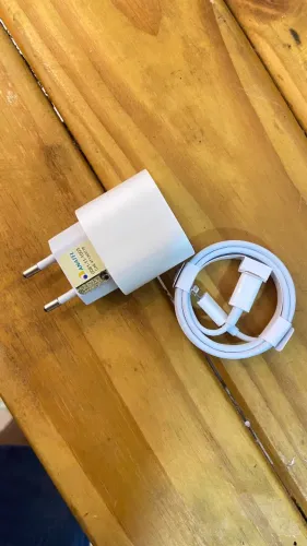 Carregador Iphone Novo.