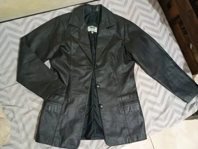 Blazer Feminino Couro Legitimo Preto Trilefa Vintage - Tamanho 42