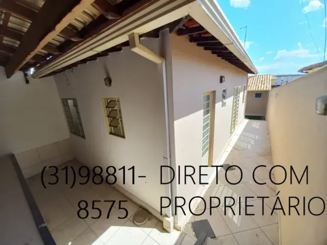 Casa 3 QTOS Ótimo Bairro - ACEITO APTO 2 QTOS - FINANCIO EM BANCOS -Tratar C/ Proprietário