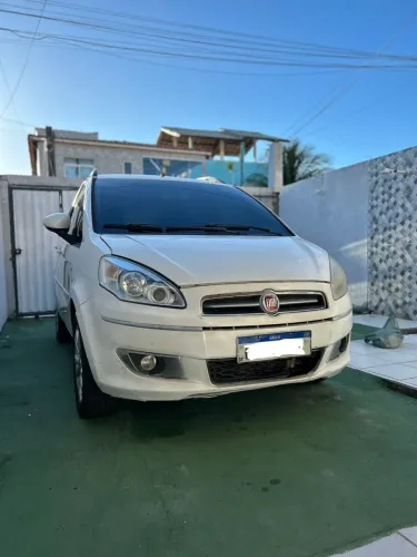 Fiat Idea Essence 1.6 Flex 16V 5P 2014