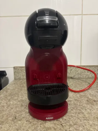 Cafeteira Dolce Gusto à Venda - Excelente Estado!