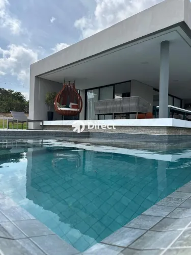 CASA AMPLA À VENDA OPORTUNIDADE IMPERDÍVEL!