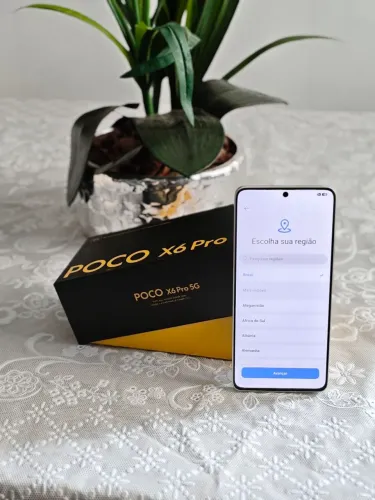Xiaomi Poco X6 Pro 512 e 12 de RAM. 
