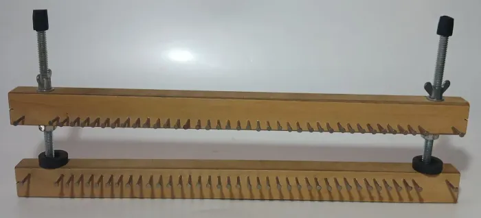 Tear regulável trama fina 37 pregos 32cm