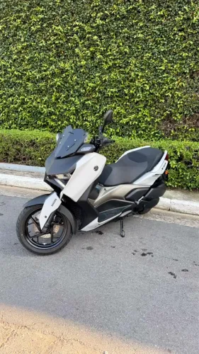 Vendo Yamaha Xmax 250 cinza 2025