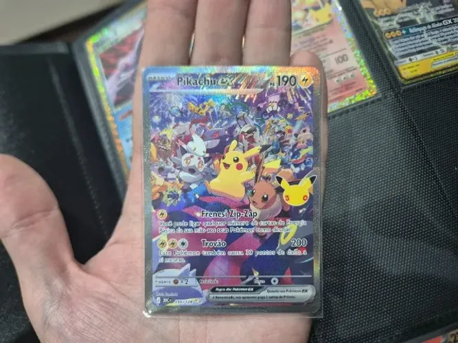 Pikachu ex (150/128) 30 Anos