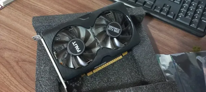 GTX 1650 Palit GP OC 4GB GDDR6 - Impecável - Pouco Uso