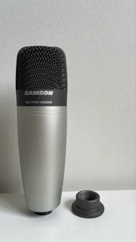 Kit Estúdio: Microfone Samson C01 USB + Headphone SR85