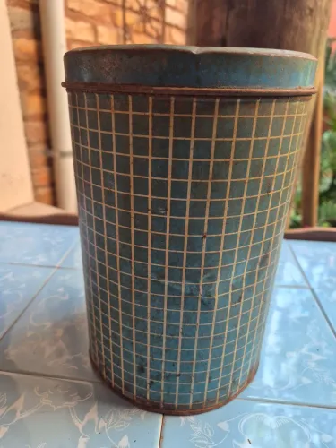 Lata antiga 