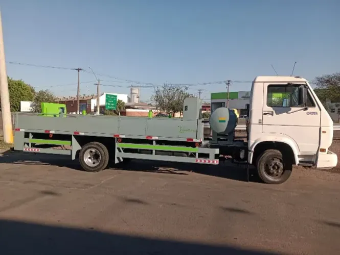 BOMBA DE CONCRETO À VENDA ?