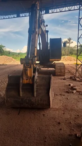 Escavadeira hidráulica js200LC 