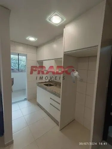 Apartamento para alugar em Maringá, Zona 07, com 2 quartos, com 67 m², EDIFÍCIO WATANABE