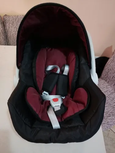 Bebê conforto novo nunca foi usado!!!