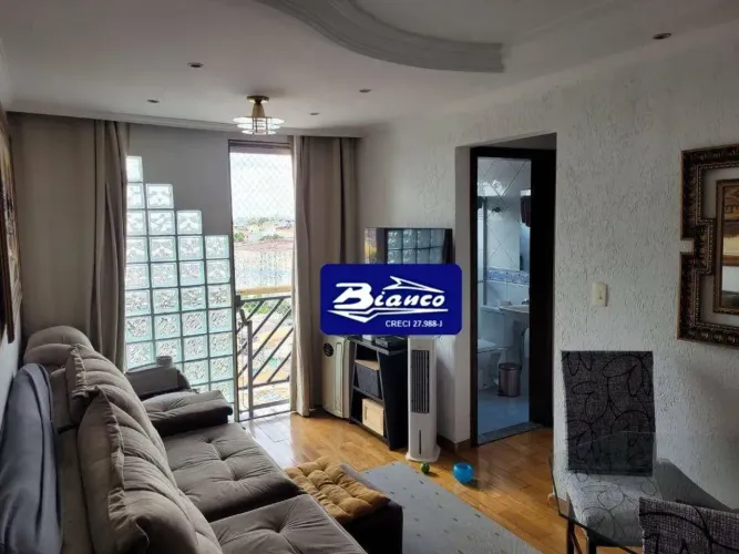 Amplo Apartamento - Cond. Solar Bom Clima - R$ 339 mil
