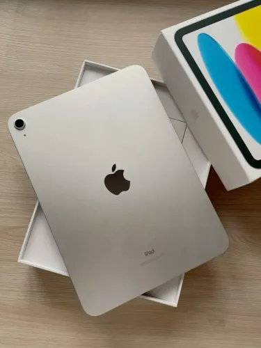 iPad A16 6GB 128GB - Seminovo