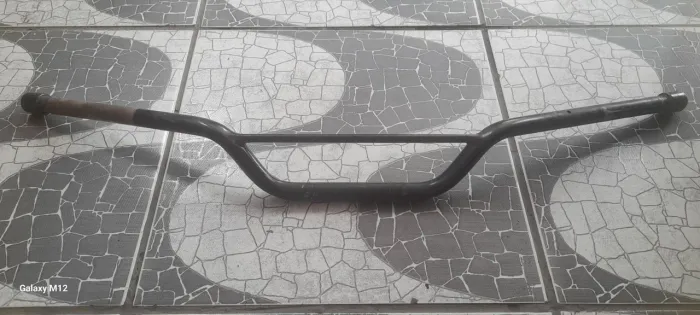 Guidon e protetor de motor da xt 600 original 
