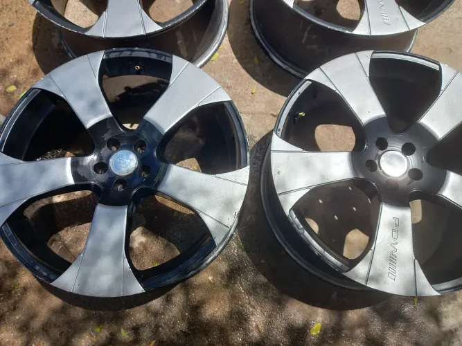 Vendo rds aro 20 tala 8 5x100 1.300 sem pneus