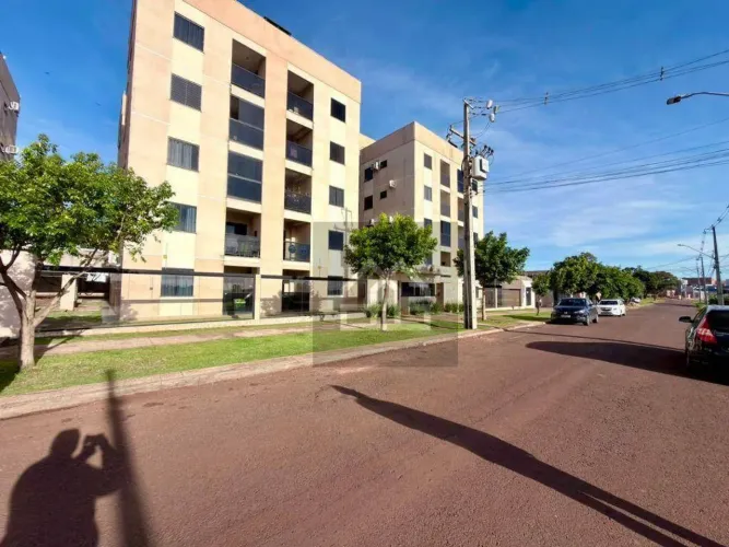 Apartamento com 2 dormitórios para alugar, 61 m² por R$ 2.020,00/mês - Esmeralda - Cascave