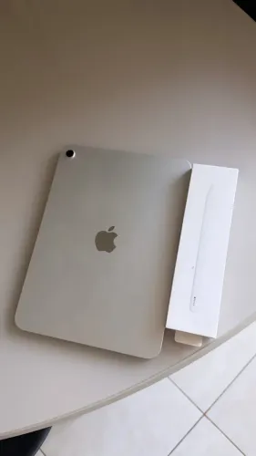 iPad 11(a16) e caneta Apple Pencil 
