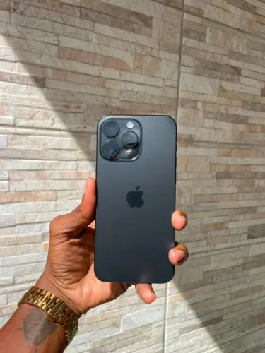 IPHONE 15 PRO MAX 256GB SEMI-NOVO EXCELENTE ESTADO | ENTREGA IMEDIATA.