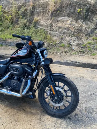 Harley-Davidson XL 883 R 2010