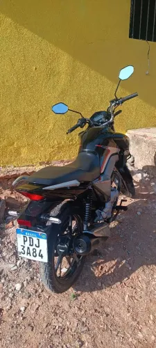 Titan 160 edição especial