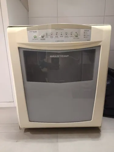 Lava-louças Brastemp BLE20B, 8 serviços, nunca usado.