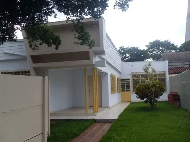 Casa para alugar no bairro Zona 02 - Maringá/PR
