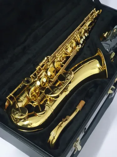 Sax tenor yamaha 275 made in japan.