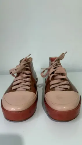 Melissa sneack high Paty Rosa bebe tam 38 na cor com pequeno detalhe