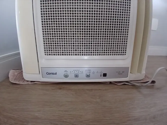 AR CONDICIONADO DE JANELA CONSUL 7500