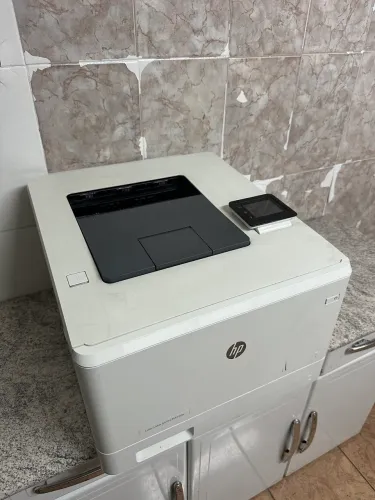 Impressora a Laser HP Color LaserJet Pro M454dw Colorida Novíssima 