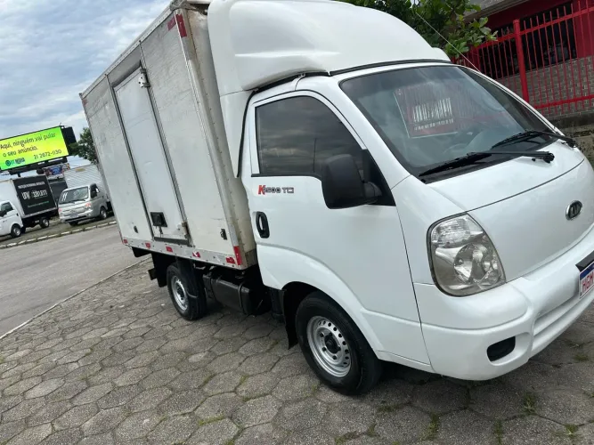Kia Motors Bongo K-2500 2.5 4X2 TB Diesel 2012