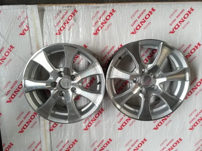 Roda aro 16 sem pneu e vareta de óleo Honda Civic e new civic 