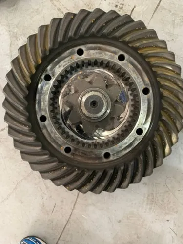 Coroa e pinhao 8x39  rockwell 230 