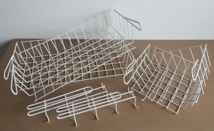Kit Organizadores de Armário Multiuso ( 4 gavetex + 2 Suporte para xicaras)6 peças-branco